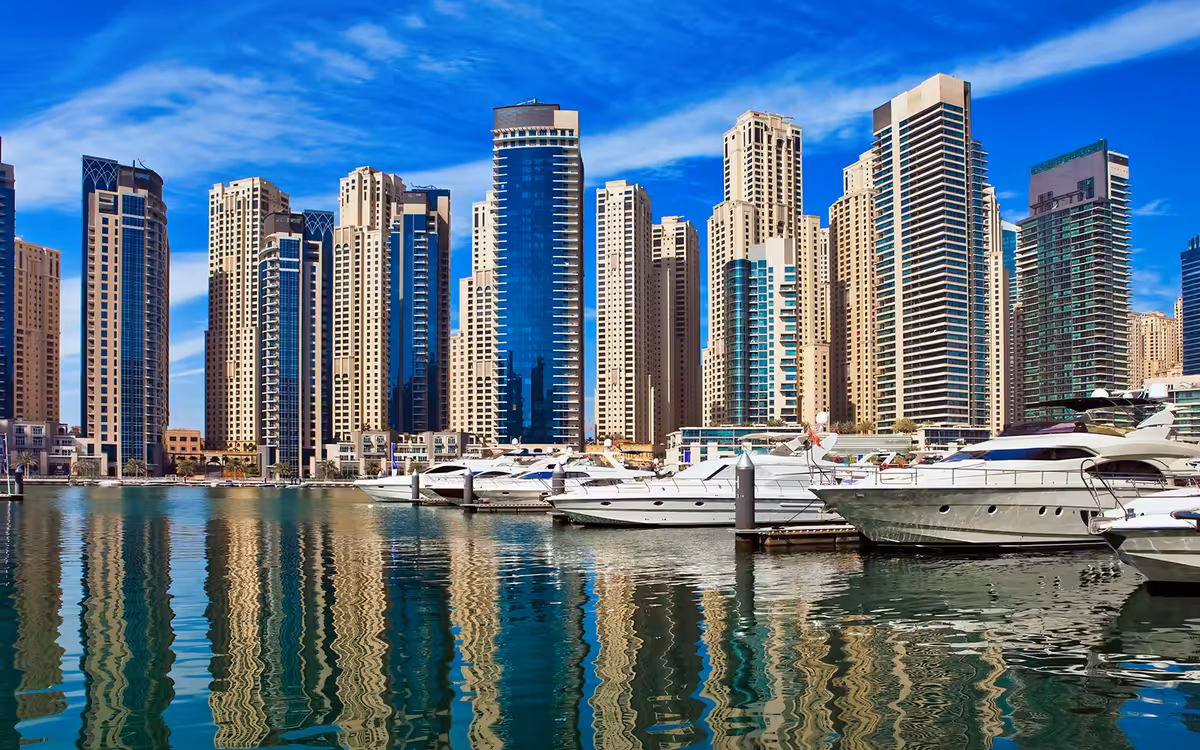 Dubai Marina Dhow Cruise Dinner with Live Entertainment guest snapshot 2