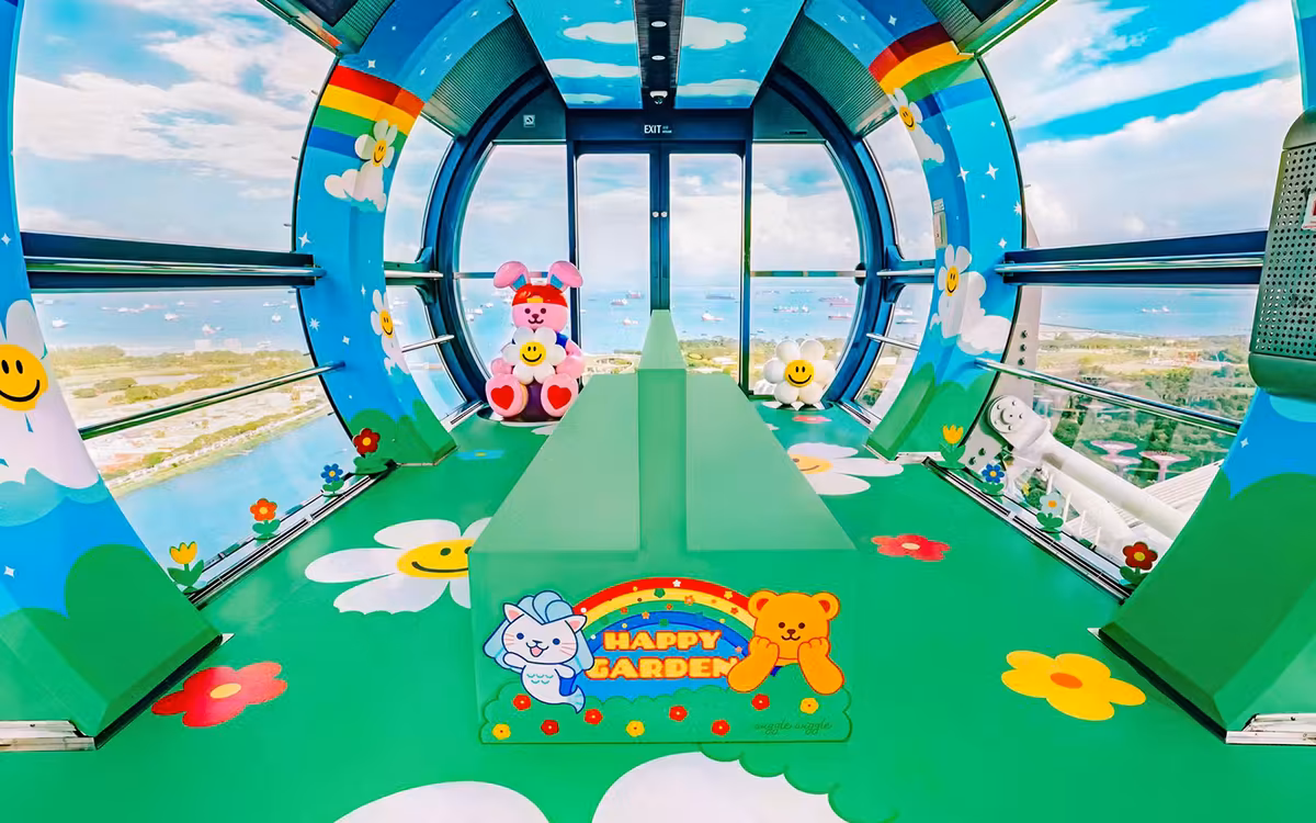 Singapore Flyer Tickets: 360° Singapore Skyline Views image 7