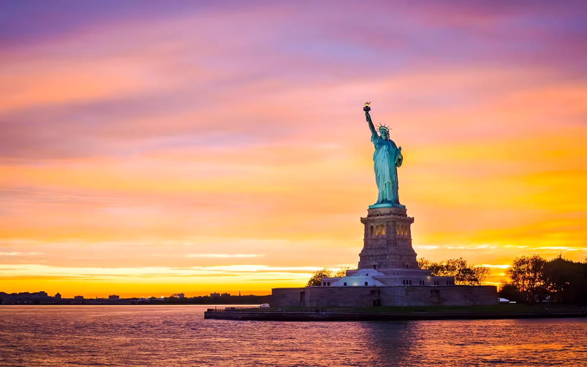 Statue of Liberty & Ellis Island Tickets New York | Ferry image 4