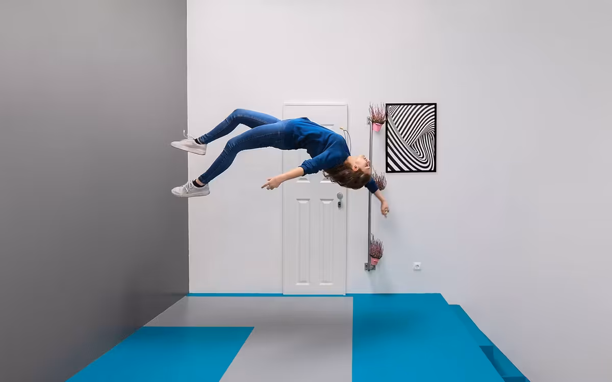 Museum of Illusions Vienna Tickets for Interactive Fun image 1