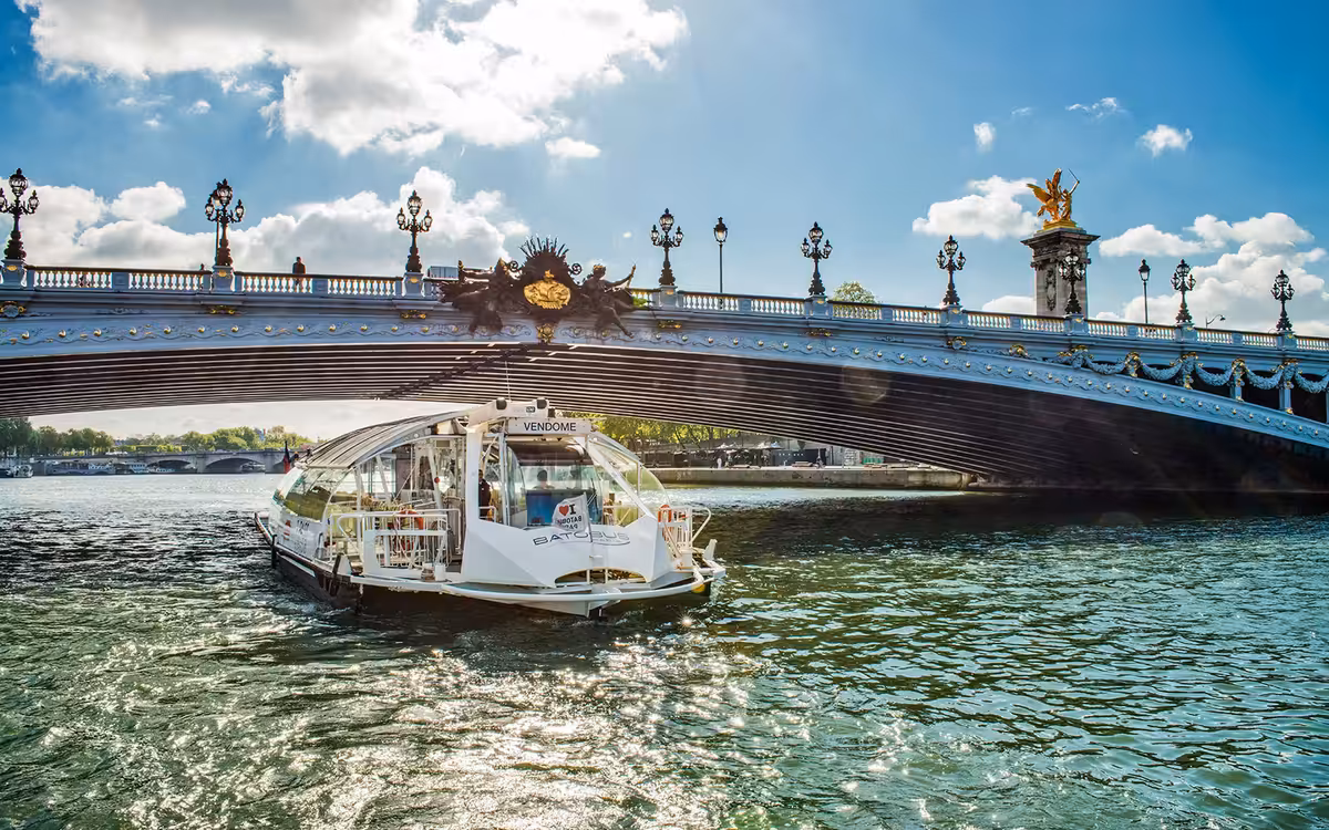 Batobus Paris Seine River Hop-on Hop-off Boat Tour image 1