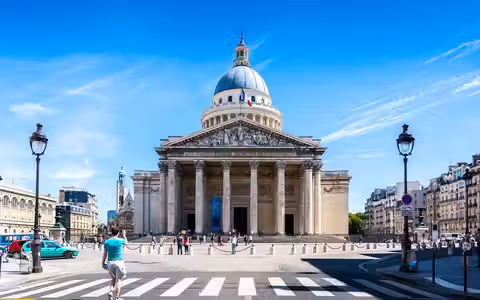 Paris Panthéon Entry Tickets with Seine River Cruise image 1