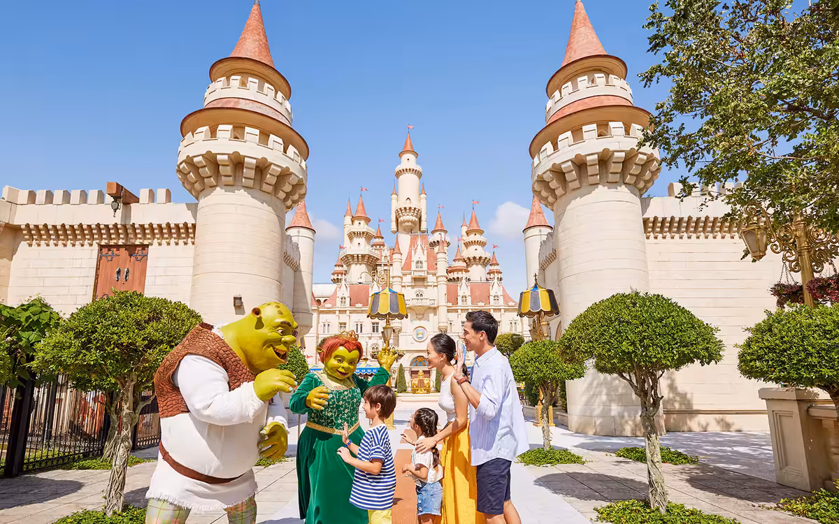 Universal Studios Singapore Tickets with Minion Land Entry image 1