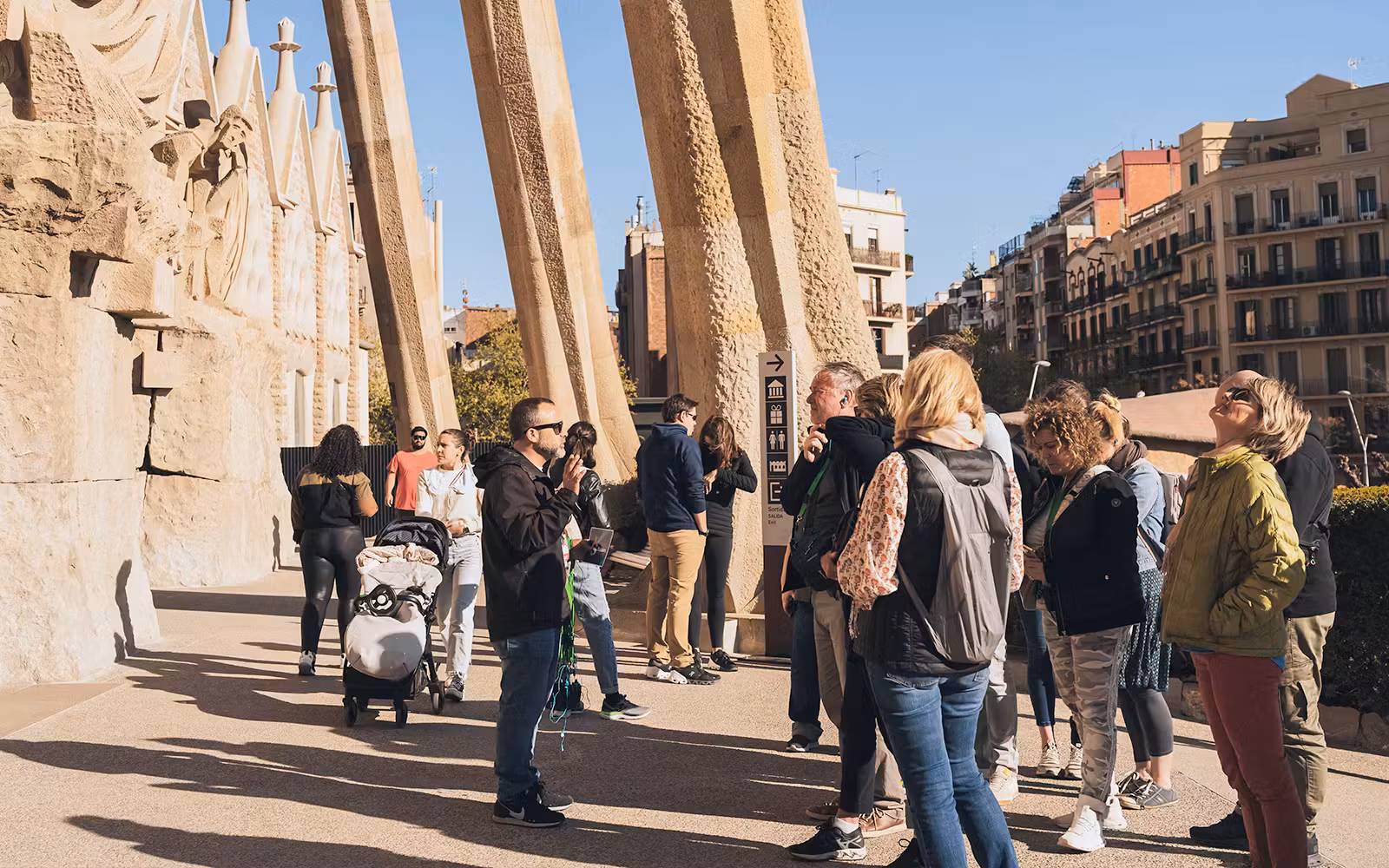 Sagrada Familia: Fast-Track Guided Tour image 2